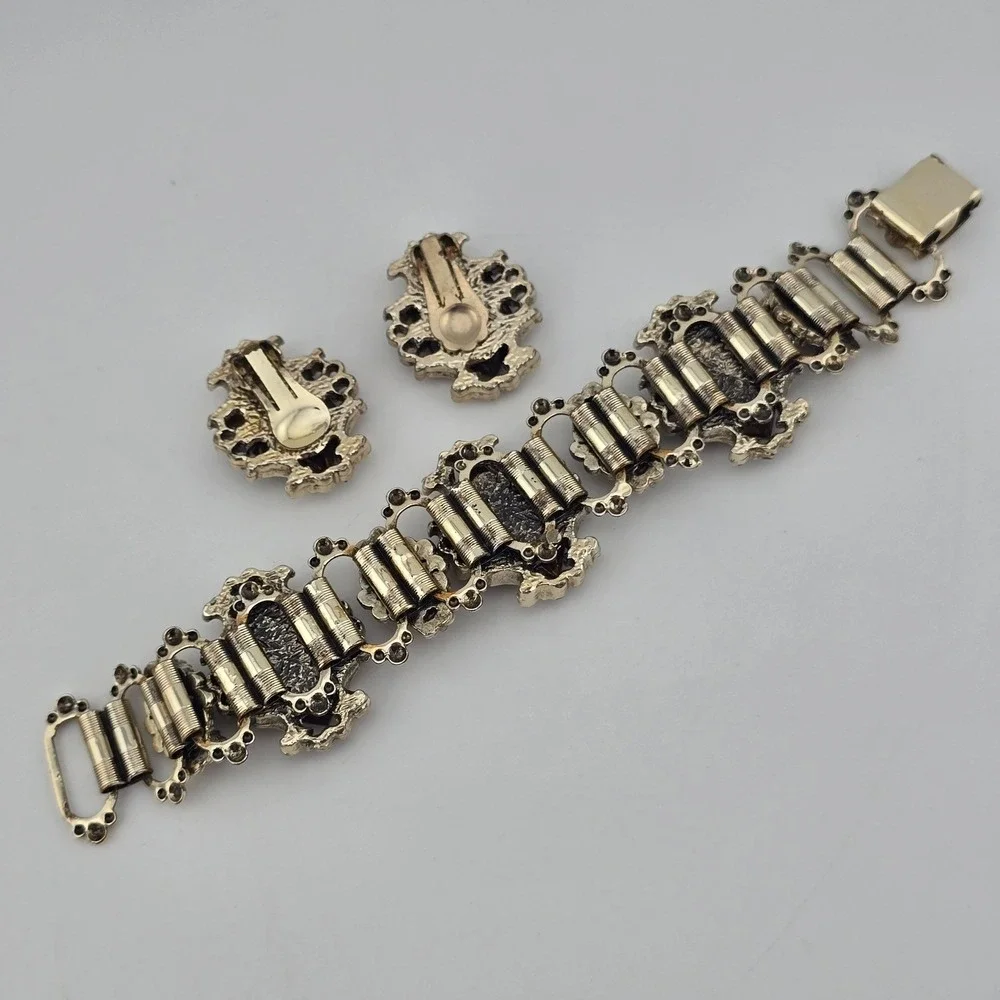 Vintage Art Deco Red Glass Gold Tone Panel Bracelet & Clip On Set